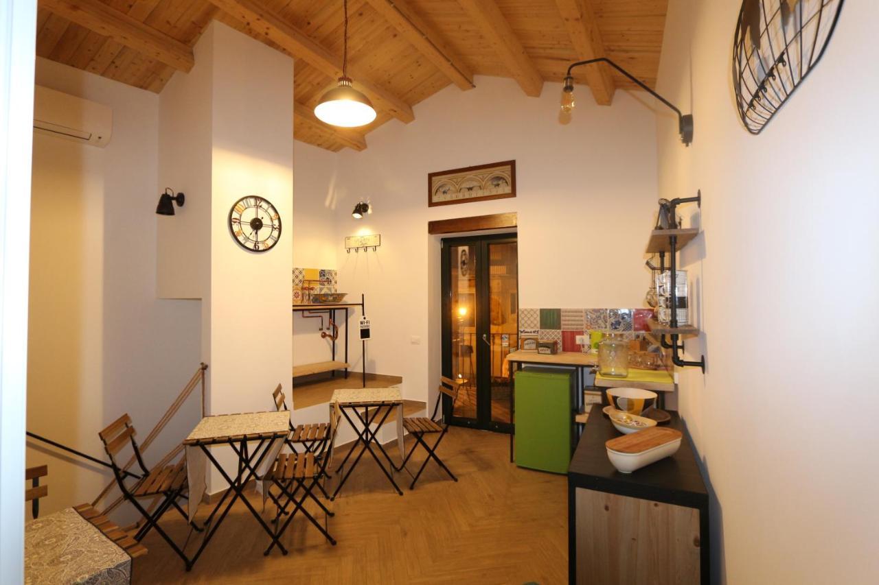 Torre'S Camere & Caffe モンレアーレ エクステリア 写真
